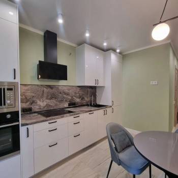 Сдается 1-комнатная квартира, 42 м²