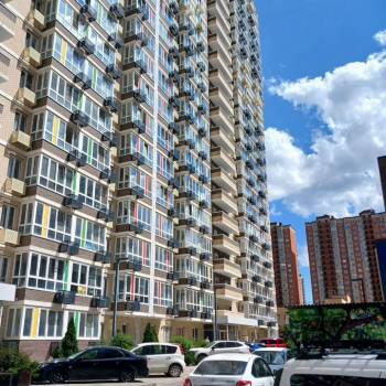 Сдается 1-комнатная квартира, 40 м²