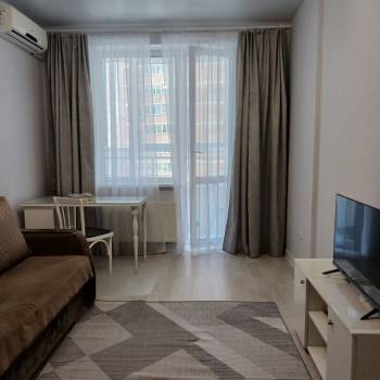 Сдается 1-комнатная квартира, 40 м²