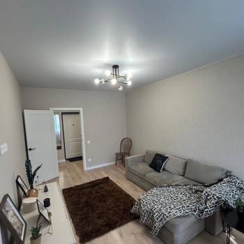 Продается 2-х комнатная квартира, 59,6 м²