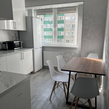 Сдается 1-комнатная квартира, 40,7 м²