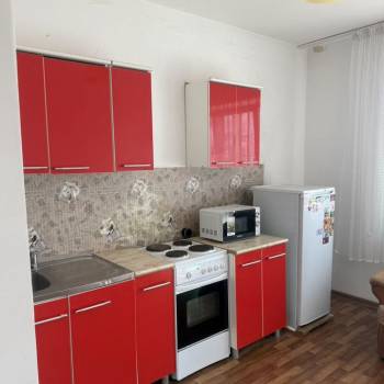 Продается 1-комнатная квартира, 36 м²