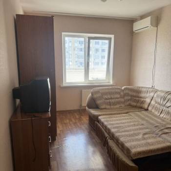 Продается 1-комнатная квартира, 36 м²