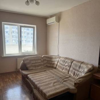 Продается 1-комнатная квартира, 36 м²