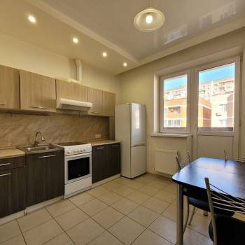 Продается 2-х комнатная квартира, 48 м²