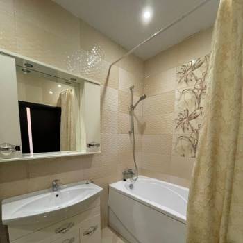 Продается 1-комнатная квартира, 47,3 м²
