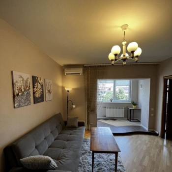 Сдается Многокомнатная квартира, 65 м²
