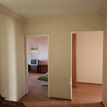Продается 1-комнатная квартира, 48 м²