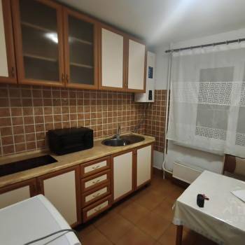 Сдается 1-комнатная квартира, 40 м²