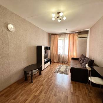 Продается 1-комнатная квартира, 36,6 м²