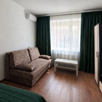 Сдается 1-комнатная квартира, 40 м²