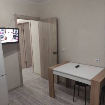 Продается 1-комнатная квартира, 39 м²