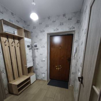 Продается 1-комнатная квартира, 36 м²