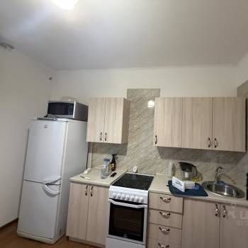 Сдается 1-комнатная квартира, 36 м²