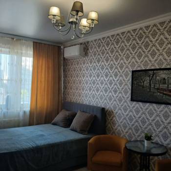 Продается 1-комнатная квартира, 37 м²