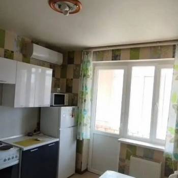 Продается 1-комнатная квартира, 37,3 м²