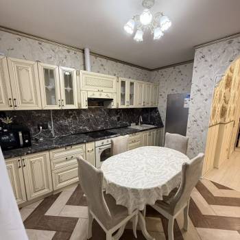 Сдается 1-комнатная квартира, 59 м²