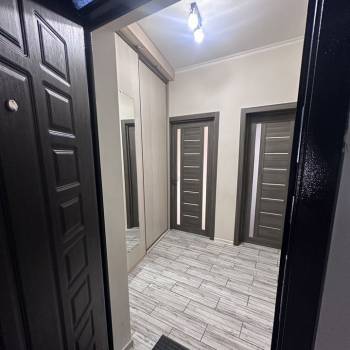 Сдается 1-комнатная квартира, 51 м²