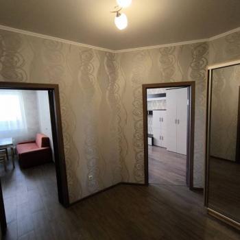 Сдается 1-комнатная квартира, 49 м²