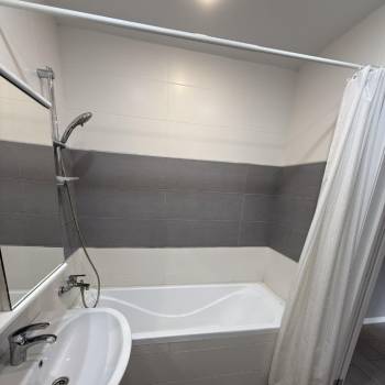Сдается 1-комнатная квартира, 37,2 м²