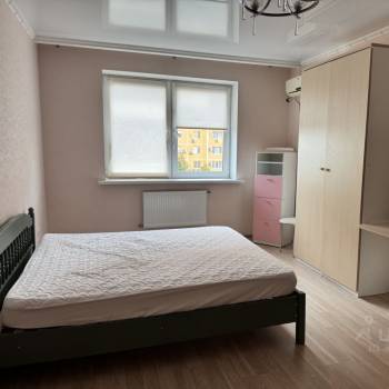 Сдается 1-комнатная квартира, 46,6 м²