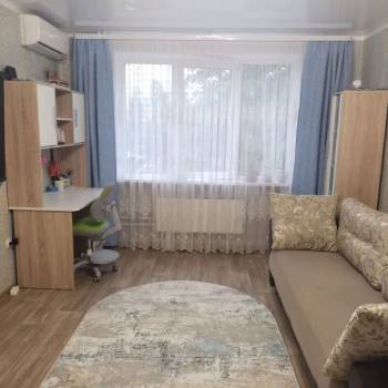 Продается 1-комнатная квартира, 37,4 м²