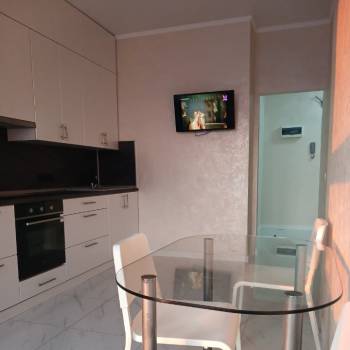 Сдается 2-х комнатная квартира, 64 м²