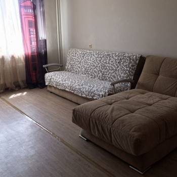 Продается 1-комнатная квартира, 38 м²