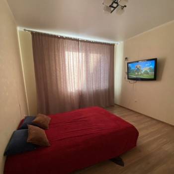 Продается 1-комнатная квартира, 45 м²