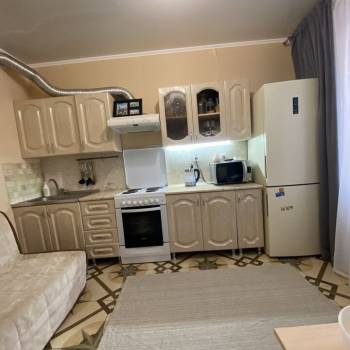 Продается 1-комнатная квартира, 45 м²