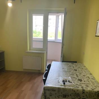 Сдается 2-х комнатная квартира, 92 м²