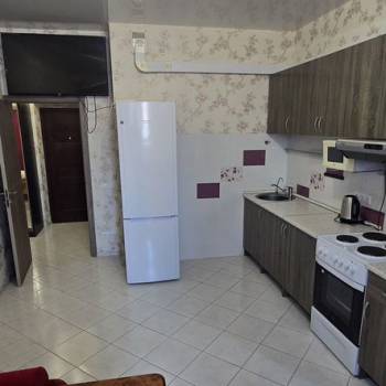 Сдается 1-комнатная квартира, 45 м²