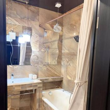 Сдается 2-х комнатная квартира, 63 м²