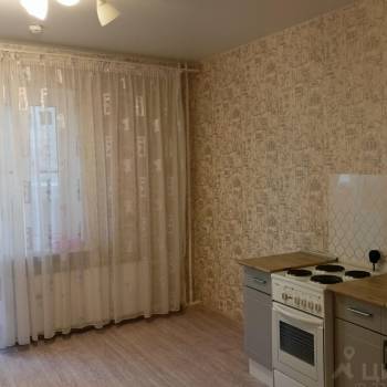 Сдается Многокомнатная квартира, 80 м²