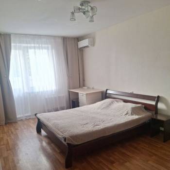 Сдается 1-комнатная квартира, 43,3 м²