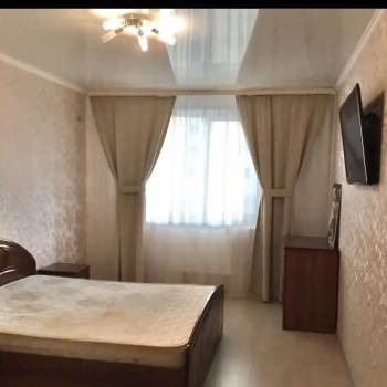 Сдается 1-комнатная квартира, 42 м²
