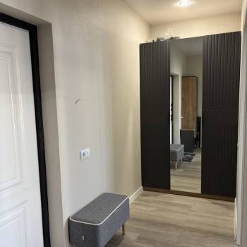 Сдается 1-комнатная квартира, 42 м²