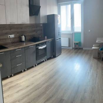 Сдается 2-х комнатная квартира, 60 м²