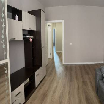 Сдается 2-х комнатная квартира, 60 м²