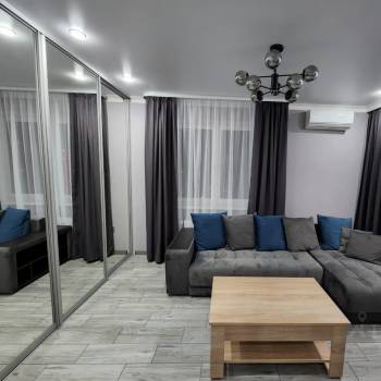 Сдается 2-х комнатная квартира, 60 м²