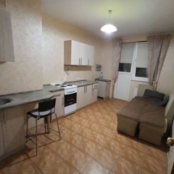Сдается 1-комнатная квартира, 43 м²