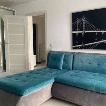 Сдается 1-комнатная квартира, 38 м²