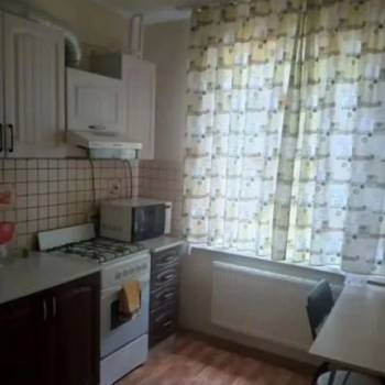 Продается 1-комнатная квартира, 35 м²