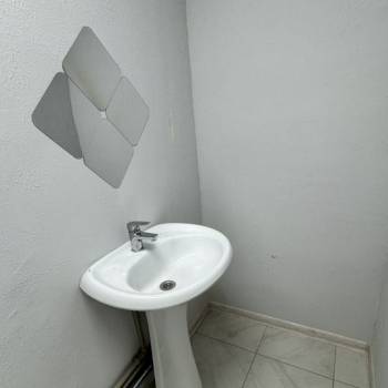 Сдается Нежилое помещение, 57 м²