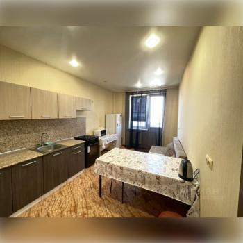Сдается 1-комнатная квартира, 43 м²