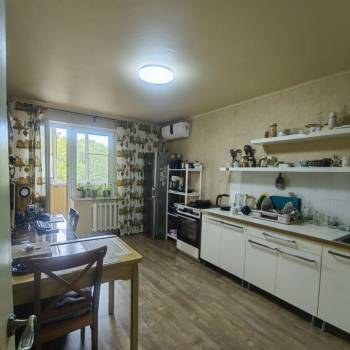 Продается 2-х комнатная квартира, 61 м²