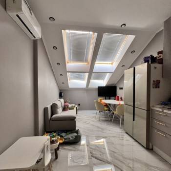 Продается 2-х комнатная квартира, 82 м²