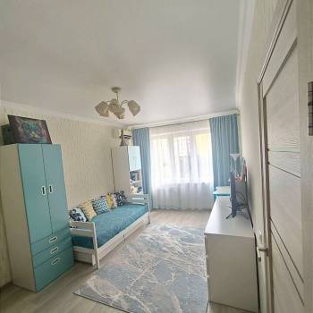 Продается 1-комнатная квартира, 34 м²
