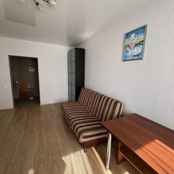 Продается 1-комнатная квартира, 43 м²