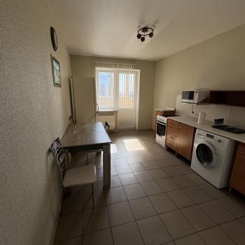 Продается 1-комнатная квартира, 43 м²